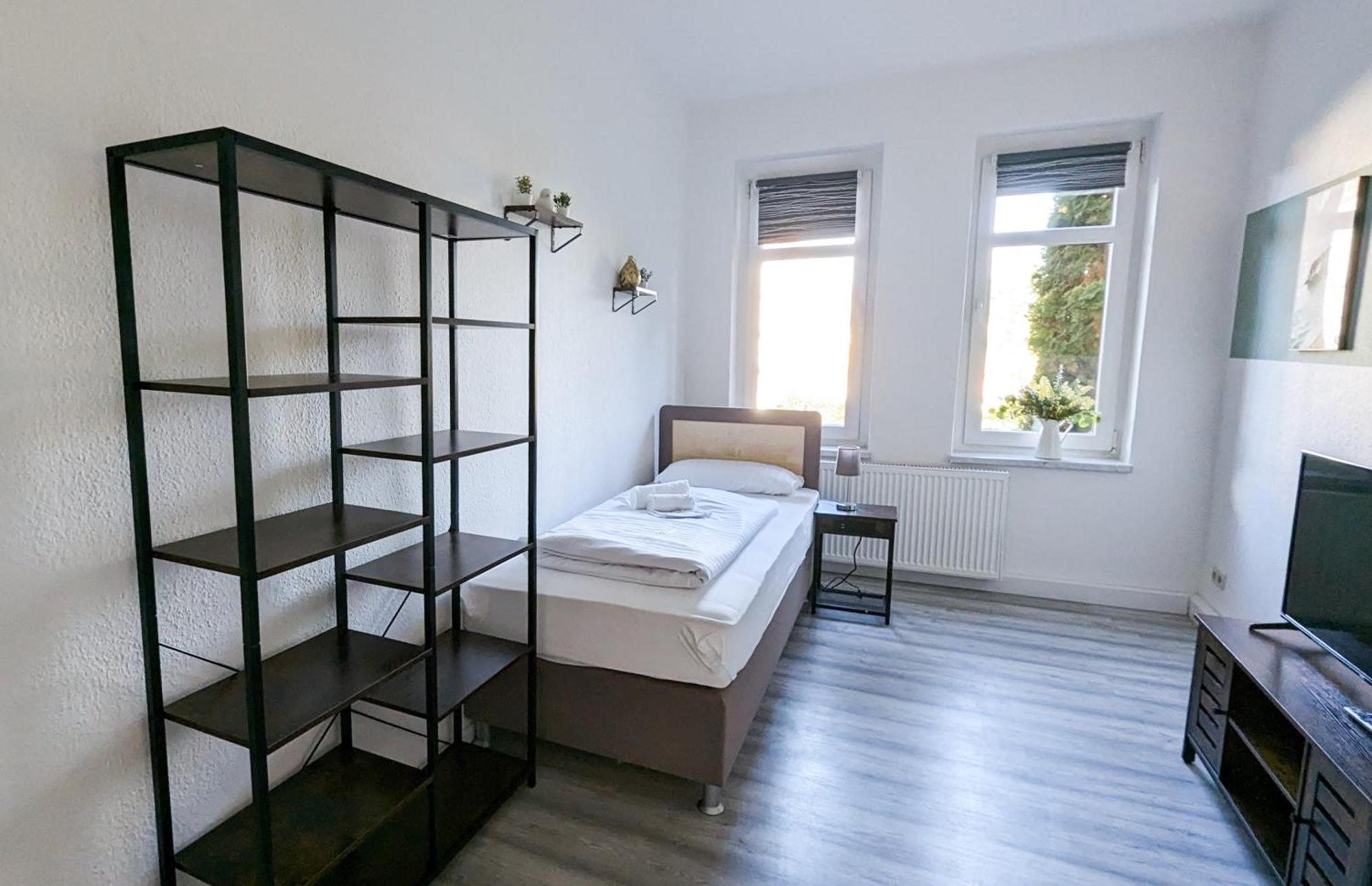 Sali-Homes Boarding Haus Monteur-Wohnungen Balkon Vollkueche Autobahnaehe Маркранштедт Екстер'єр фото