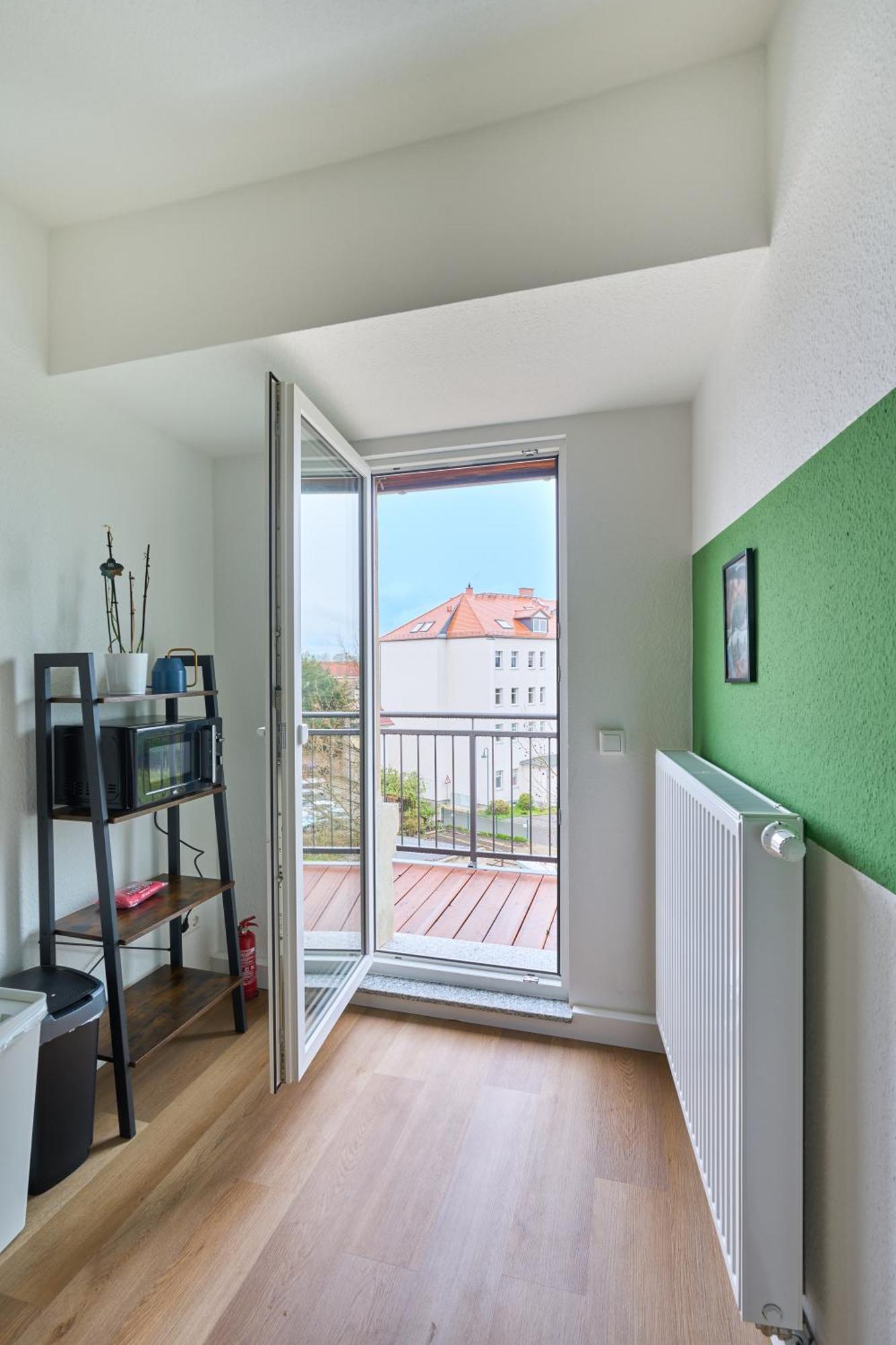 Sali-Homes Boarding Haus Monteur-Wohnungen Balkon Vollkueche Autobahnaehe Маркранштедт Номер фото